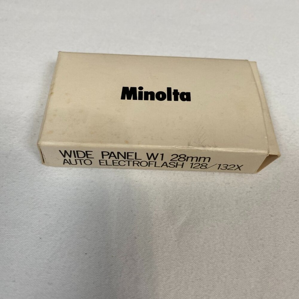 New Minolta Wide Panel W1 28mm Auto Electroflash 123/132X Replacement Clear Cove